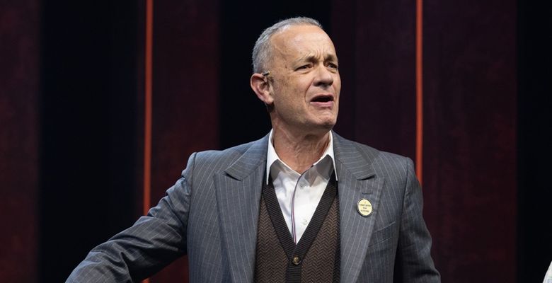 Tom Hanks torna a Broadway dopo 14 anni: protagonista di “This World of Tomorrow”